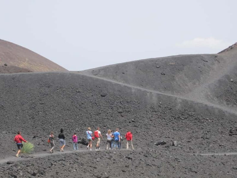 Etna: Jeep excursion and trekking suitable for everyone. Shoes and jacket provided free of charge. - Linguaglossa: guided time that turns views into real context