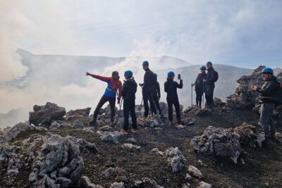 Etna North: Guided trekking to Summit volcano craters - The 8:00 am start at Piano Provenzana and the 4x4 jump to 2,825 m
