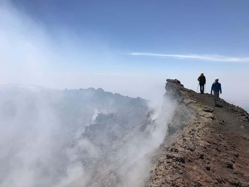 Etna: Trekking to the summit craters at 3340 meters - At the central crater: edge walking and the “chasm” views