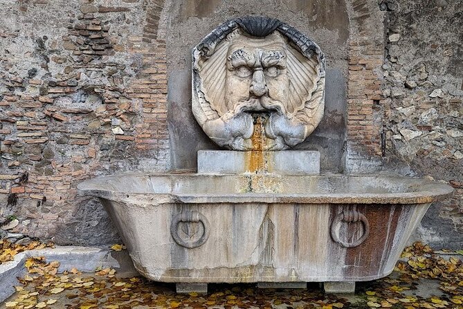Free Urban Trekking with an Archaeologist - Aventine Hill at Giardino degli Aranci: Panoramas and an Optical Illusion