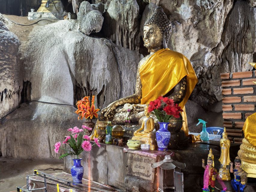 From Chiang Mai: Chiang Dao Cave Trekking Full-Day Tour - Market stop and lunch: where you actually taste Chiang Dao