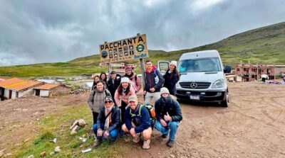 From Cusco: 7 Lakes Ausangate Trek with Breakfast and Lunch - Early pickup and the drive from Cusco to Pacchanta