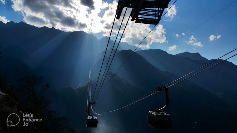 From Hanoi: 2-Day Sapa-Fansipan Peak & Trek & Ha Giang Bus - Day 2 at Fansipan: cable car up, pagoda stops, then 600 steps