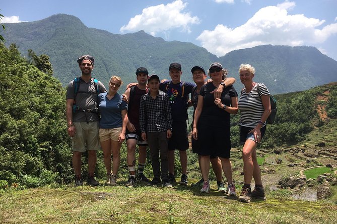 From Hanoi: 3 Days Luxury Sapa Trek & Fansipan Peak with Dcar - Day 1 in Sapa town: check-in, lunch, and local village time