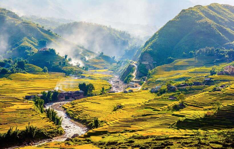 From Hanoi: Trek and Stay: 3-Day Sapa Highlands Adventure - Day 2 trekking loop: Y Linh Ho, Lao Chai, then Ta Van homestay