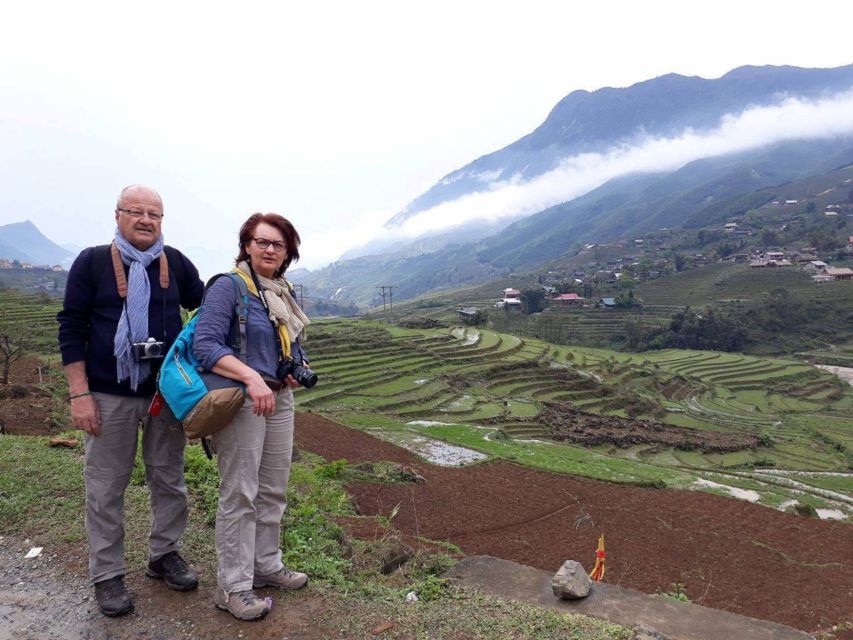 From Sa Pa: 5-Hour Muong Hoa Valley Trek and Ethnic Tribes - Getting To Y Linh Ho: Black Hmong Market And Daily Rhythm