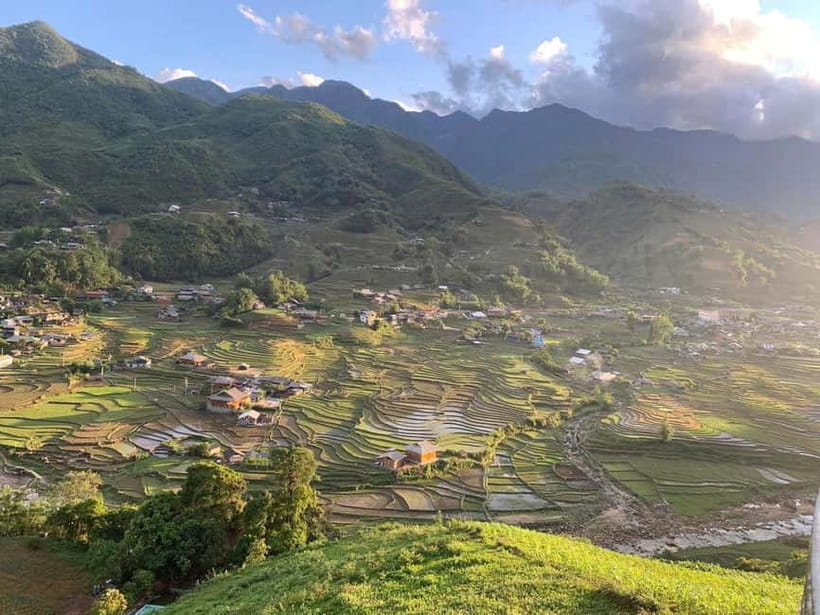 From Sapa : 1 Day Amazing Sapa Trek To Terrace rice field - Lunch with local foods: fuel that keeps the day on track
