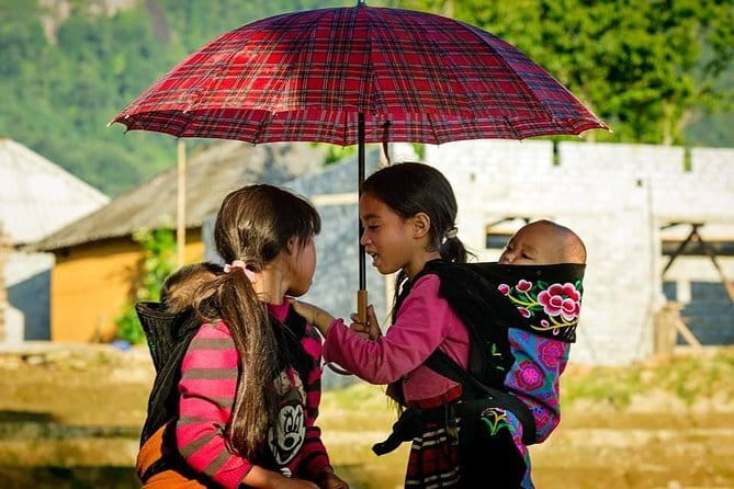 From Sapa: 2 Days 1 Night Trek Over Night At Homestay - Day 2 trek: Red Dao village walking and Supan lunch