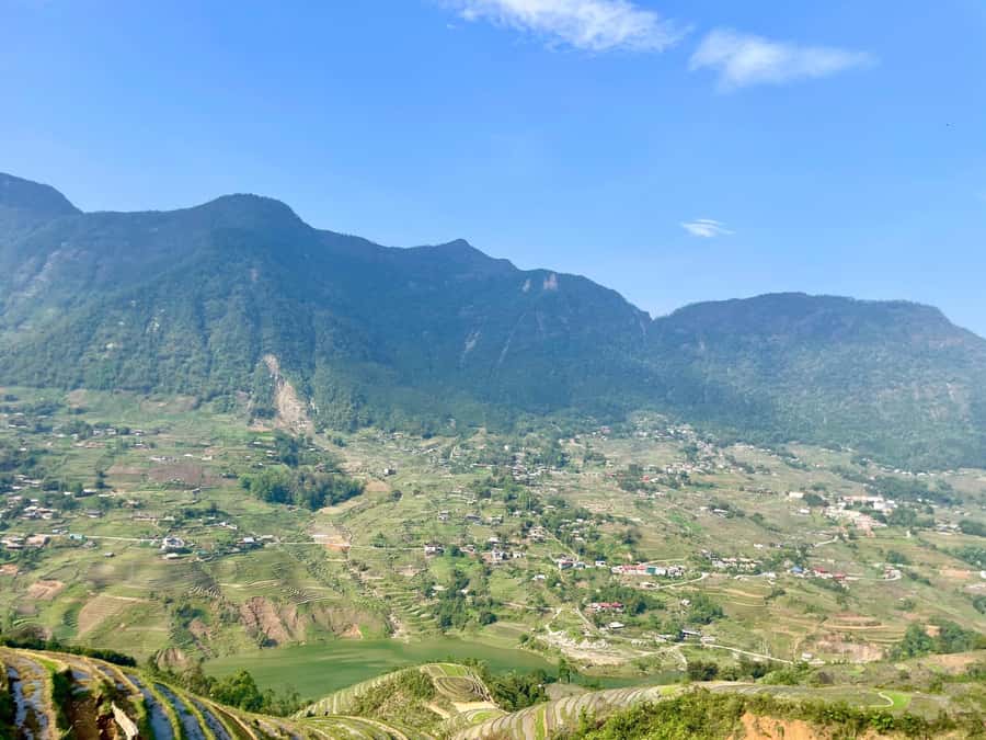 From Sapa: Sapa Trekking Private Tour With Female Guide - Black Hmong and Red Dao traditional houses: what you’ll actually do