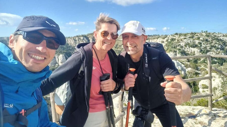From Syracuse: Cavagrande Natural Reserve Guided Trek - The 3-hour Cassibile River guided trek: what the walk feels like