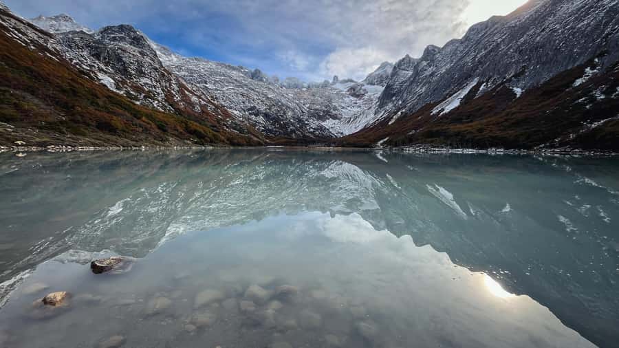 From Ushuaia: Tierra del Fuego Emerald Lagoon Trekking Tour - Should you book Arpon Trekking’s Tierra del Fuego Emerald Lagoon Trek?