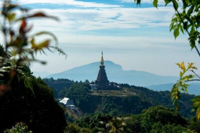 Full-Day Doi Inthanon National Park Tour with Trek and Pagodas - Doi Inthanon Summit: Quick Access to Thailand’s Highest Point