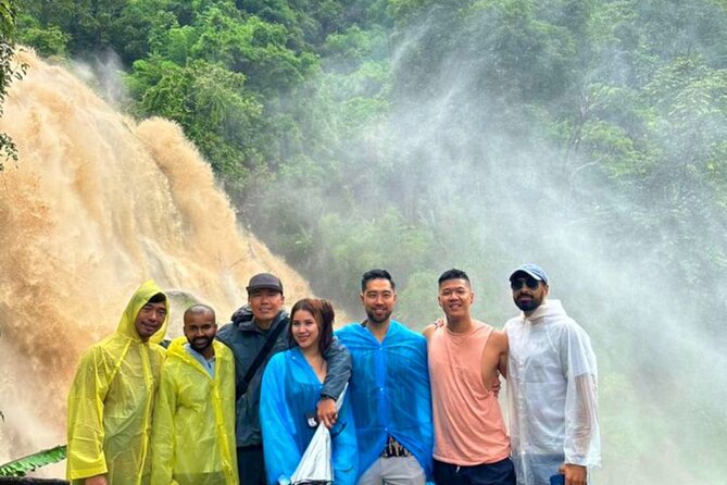 Full-Day Doi Inthanon National Park Tour with Trek and Pagodas - Baan Mae Klang Luang Coffee Stop: A Calm Pause in the Middle