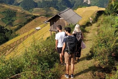 Full Day Private Trekking Mu Cang Chai - Getting to the start near Nga Ba Kim market (and why it’s simple)
