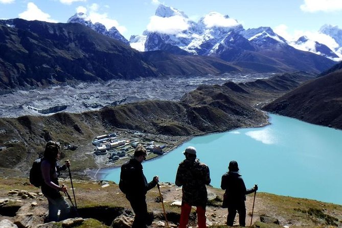 Gokyo Lakes, Gokyo Ri Trekking Package - 10 Days - Day 6: Gokyo Lakes day—tea breaks, three lake moments, and Ngozumpa Glacier