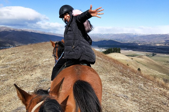 Golden Hills Horse Trek in Central Otago - Guides and horses: how the experience stays calm (or not)