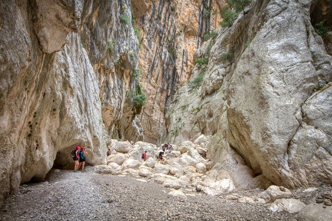 Gorropu canyon guided hike - What you do for lunch, and why bringing food helps