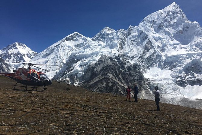 Helicopter Return Everest Base Camp Trek, KTM-LUKLA & Gorakshep-KTM by Heli - Lobuche to Gorakshep: Getting Closer to the Ice and the Big Day