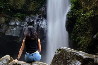 Hidden Waterfall & Selogriyo Rice Terraces Trek from Yogyakarta - Kedung Kayang Waterfall: Volcano-Backed Views and Stairs You’ll Actually Use
