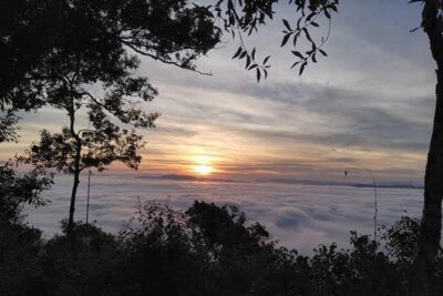 Hunter Trails, 3 days difficult trekking with Camping & Homestay - Day 1: Ban Prang Village, rice fields, and the first steep climb