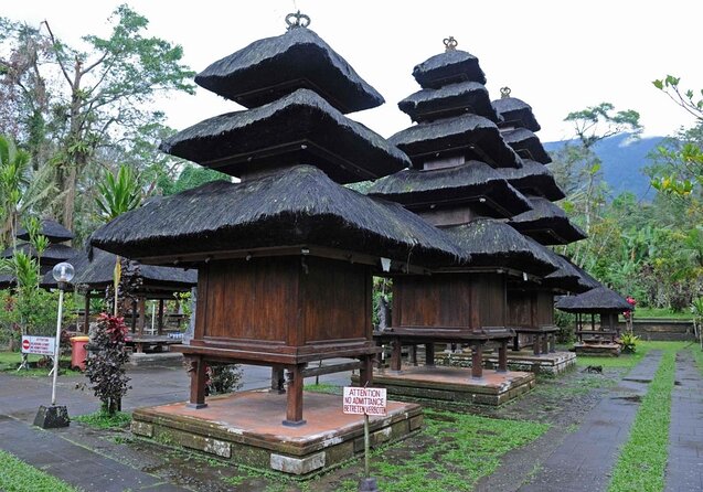 Jatiluwih full day e-bike cycling with lunch & trekking program - Entering Jatiluwih via Batukaru Temple: the day’s best warm-up