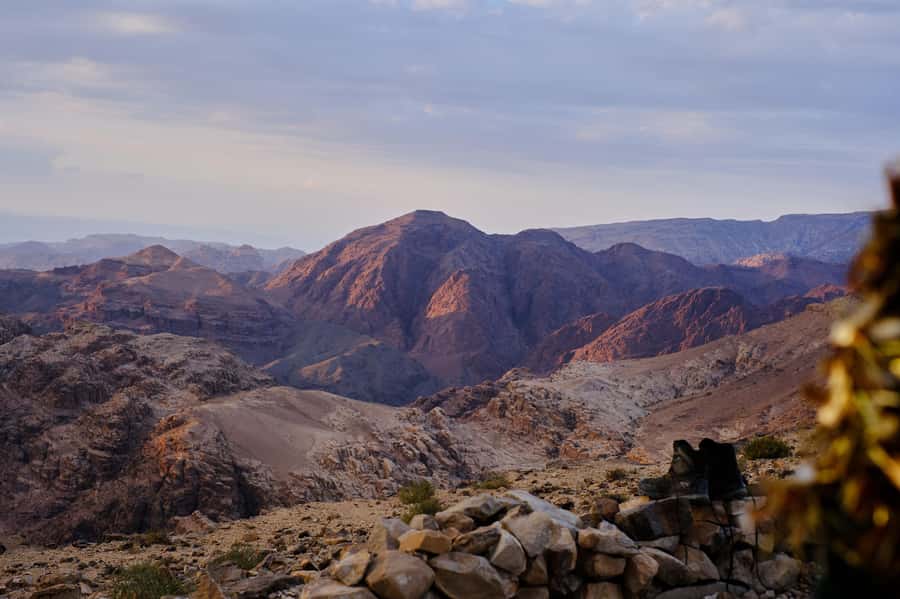 Jordan Trail: Dana to Petra 4-Day Trekking Tour - Four days of walking: distance, pace, and how to not get wrecked