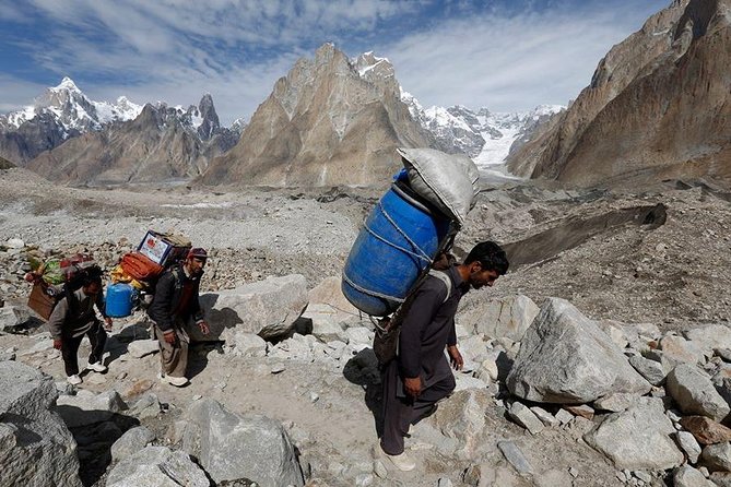 K2 Base Camp & GONDOGORO LA TREK - Descent through Laila Peak country to Hushe Valley