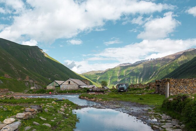 Kazbegi - One Day Private Trekking Tour to Truso Valley - Stop 3: Ketrisi Picnic by Natural Pools and Shepherd Country