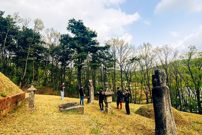 Korean Cemetery and Folklore Trek - What the 4-Hour Format Means for Your Day (and Your Shoes)