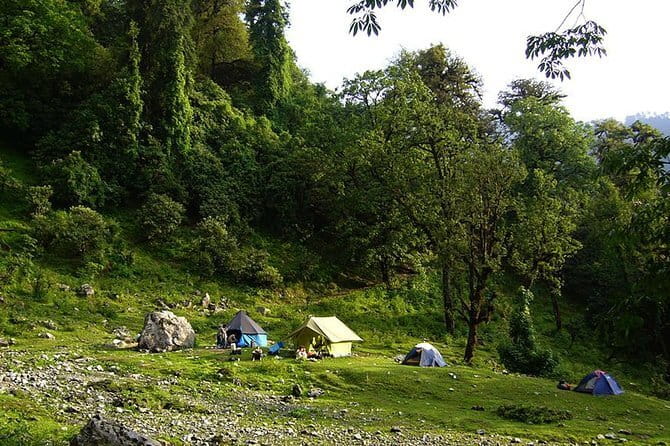 Kuari Pass Trek- 8 Days - Day 1: Rishikesh to Ghat, then up to Chefna for an easy landing