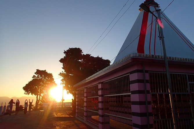 Kunjapuri Temple Sunrise Trek With Professional Guide - Quick highlights that matter
