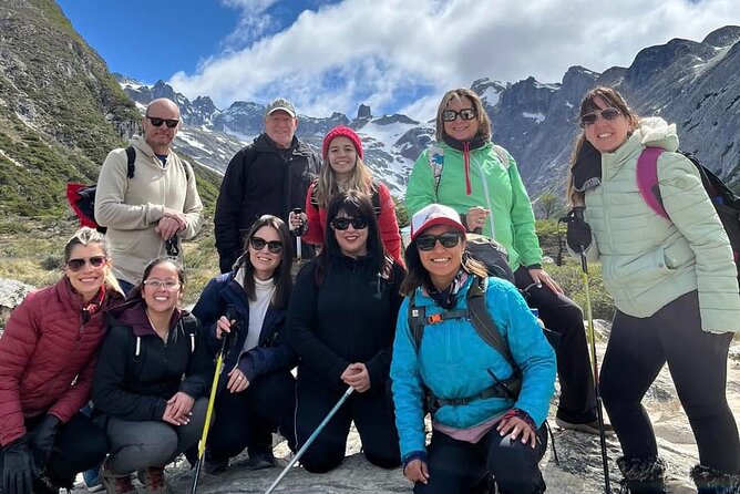 Laguna Esmeralda Trekking Adventure with Lunch - Getting to Tierra Mayor Valley and Nunatak Refuge (Hotel Pickup Included)