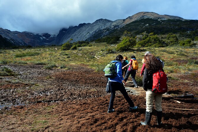 Laguna Esmeralda Trekking Adventure with Lunch - Emerald Lagoon: The Rest Stop, Lunch Box, and Photo Time