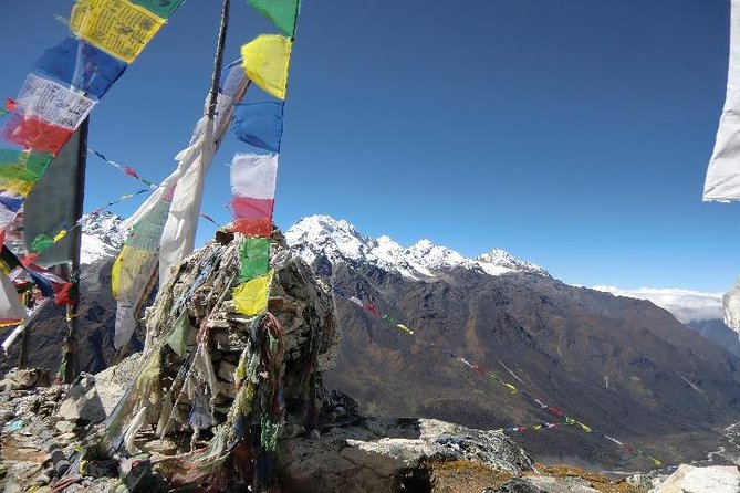 Langtang Valley Trek - 8 Days - Day 2: Bhote Koshi River crossing and the rhododendron-to-bamboo walk