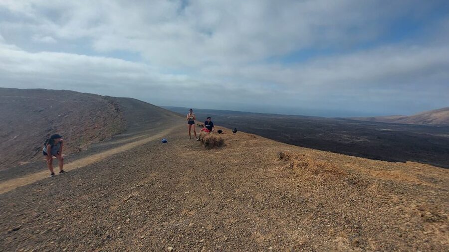 Lanzarote: Timanfaya Natural Park Trekking Tour - The minute of silence in front of a crater