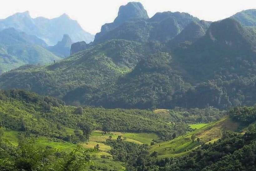 Luang Prabang: Mountain Trek & Local Villages Overnight Tour - Day 1: Longhut trail, Nam Khan boat crossing, and the Khmu homestay night