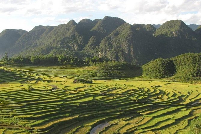 Mai Chau - Pu Luong trekking 3 days 2 nights - Day 2: optional sunrise farm activity plus the hardest stretch