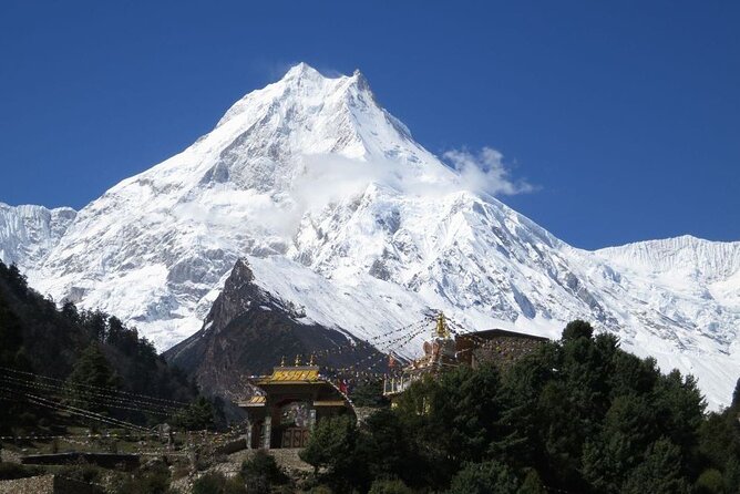 Manaslu Circuit Trek 13 Days - Manaslu Circuit Trek: views of Manaslu plus a culture-forward trail