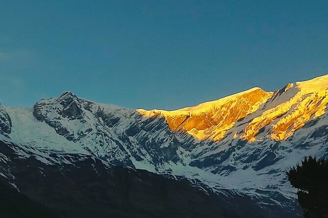 Manaslu Circuit Trek to the Beauty of 8th Highest Mountain - Lodges, food, and what included meals mean for you