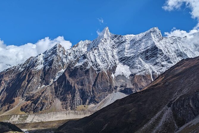 Manaslu Trekking - Trek day-by-day through river gorges and village life
