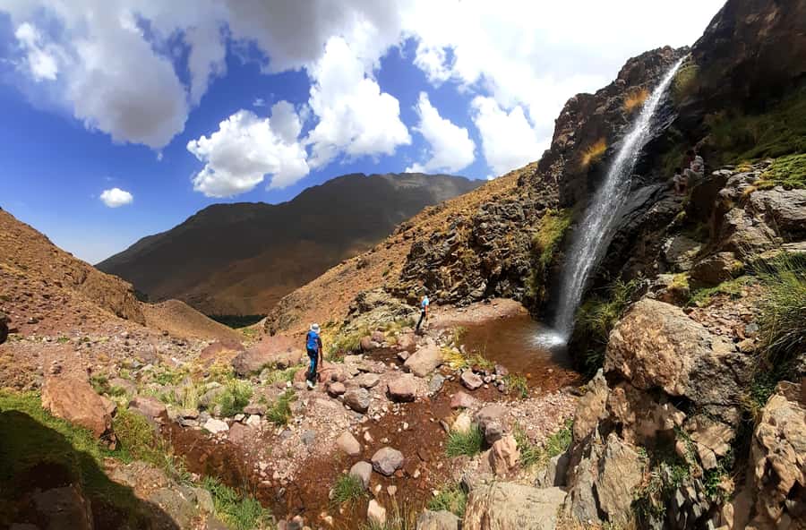 Marrakech: 2-Day Atlas Villages Trekking Tour - Lunch in a Berber family setting: what it adds to the itinerary