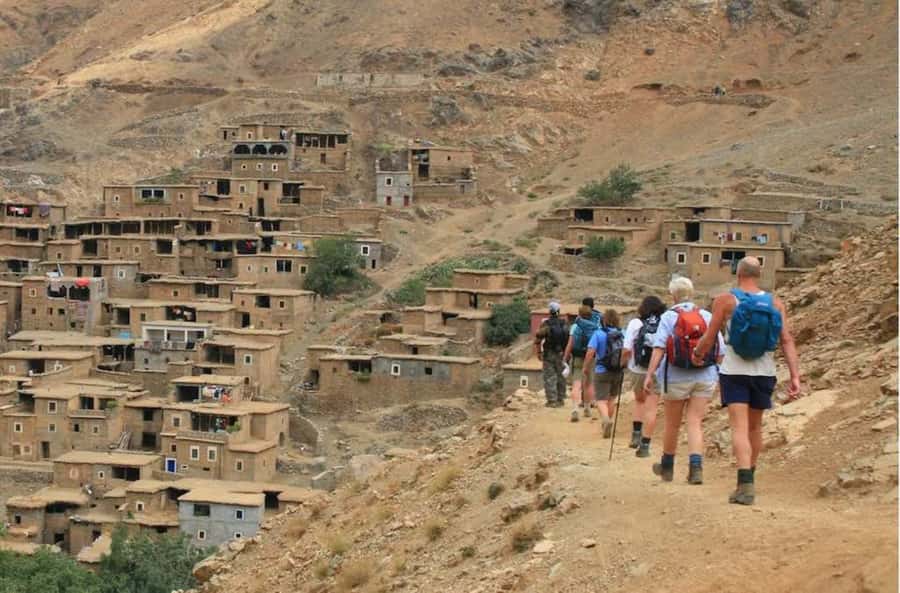 Marrakech: 3-Day High Atlas Mountains and Three Valleys Trek - Day 2: Tachdirt to Aguersiwal and Oudit Passes, Ending in Ait Aissa