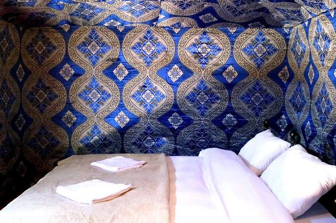 Merzouga Camel Trekking & Overnight Desert Camp - “Quiet” in the dunes: what to expect about the vibe at night