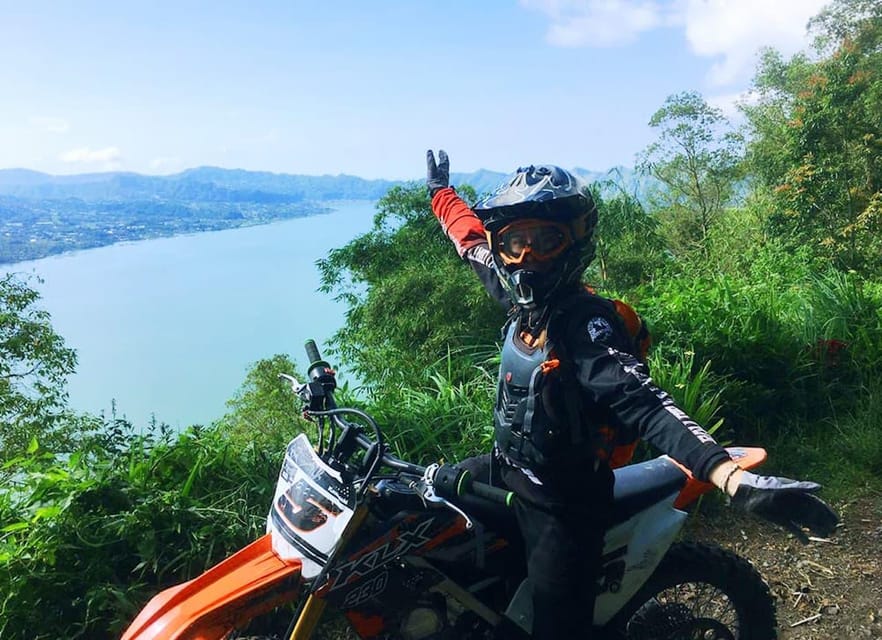 Mount Batur: Sunrise Dirt Bike Trek with Trained Riders - Guides and drivers: the people who make or break it
