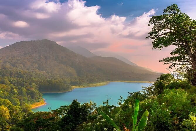 Mount Batur Sunrise Trekking (Group Tour) - Guides and Drivers: The Part You Feel in Every Minute
