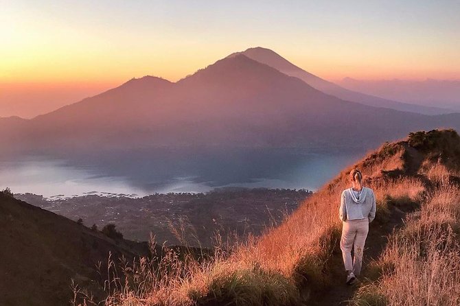 Mount Batur Sunrise Trekking & Natural Hot Spring - All Inclusive - The night hike: walking by flashlight with a real safety briefing