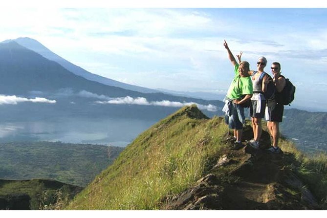 Mount Batur Sunrise Trekking with Hotel Transfers - Getting picked up in Kuta at 1 a.m. (and why timing matters)