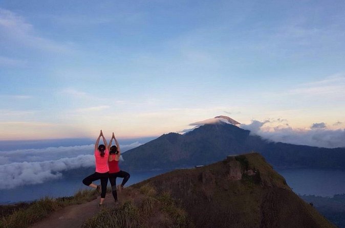 Mount Batur Sunset Trekking Tour - Sunset Views Over Lake Batur and Mount Agung