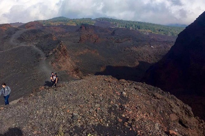 Mount Etna Advanced Trekking: Private Full-Day Tour from Catania - Jeep Pickup in Catania: Why the Start Matters
