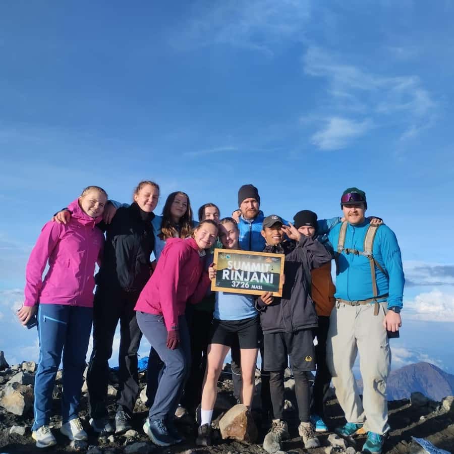 Mount Rinjani: 2-day 1-night Guided Summit Trek with Meals - Overnight on Rinjani: sleeping arrangements and real-world comfort
